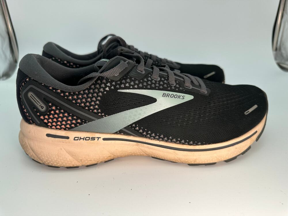 Brooks Ghost 14 1203561B026 Athletic Sneaker Women's 10B Black Mesh Cushioned